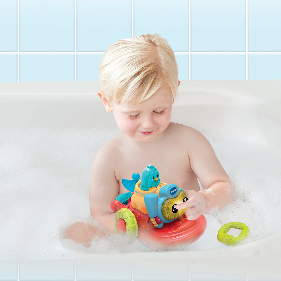 Vtech malo bateau sur l'eau