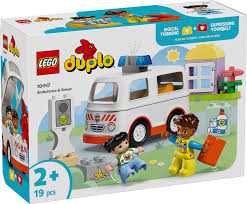 LEGO DUPLO AMBULANCE ET DRIVER